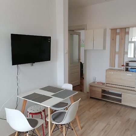 Ferienwohnung Kupus By Arena Pula Exterior foto